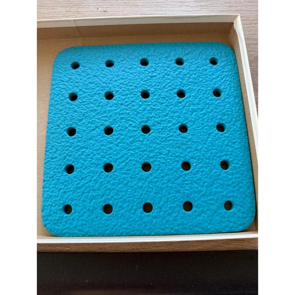 LAURI Big-Little Pegboard Set